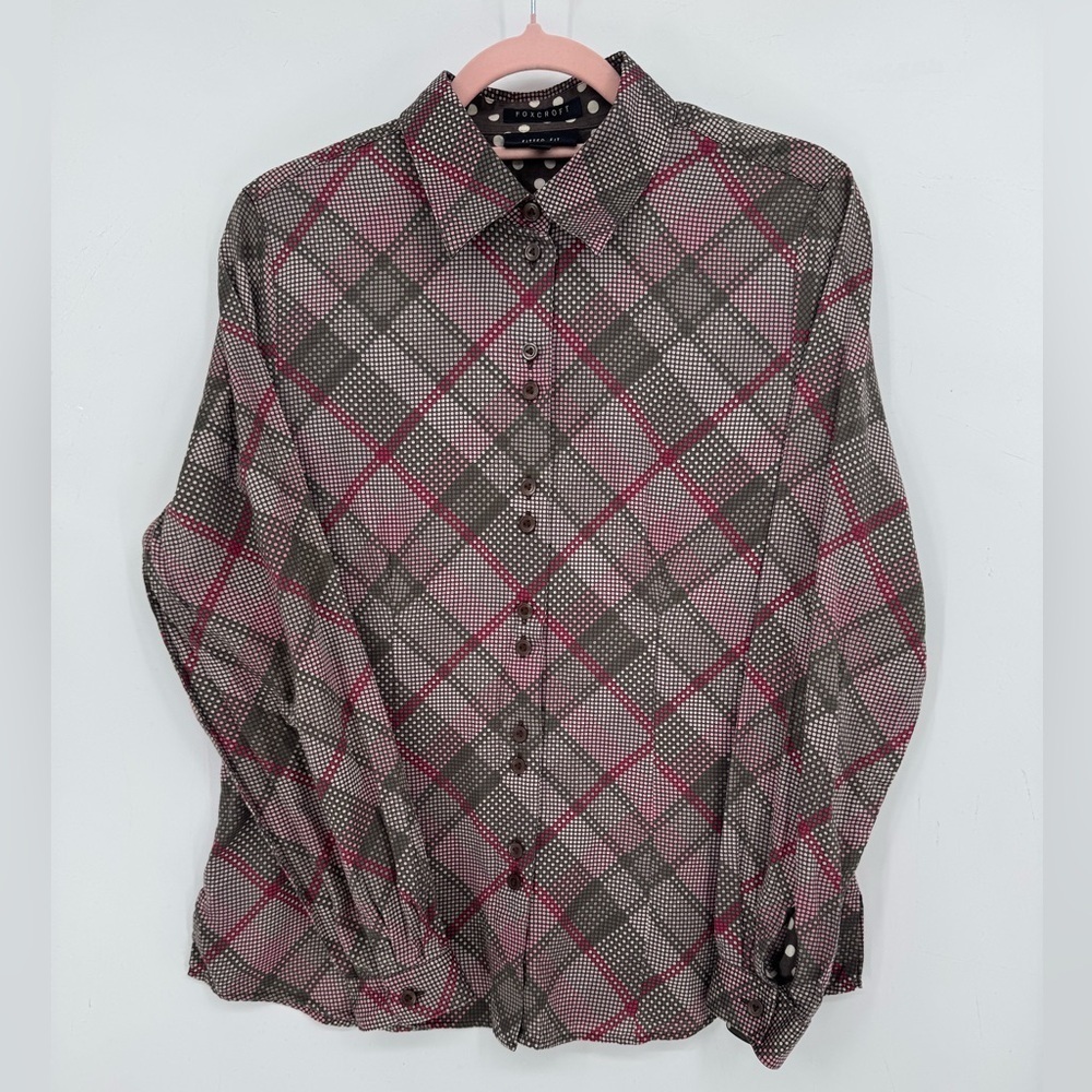 Foxcroft Women's Fitted Long Sleeve Button Down Blouse Size 10